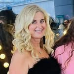 Julie Eason - @juliee3001644 - Instagram