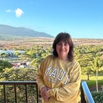 Julie Enos - @julbug.11 - Instagram