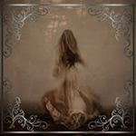 Julie Fackrell - @lightofjewel - Instagram