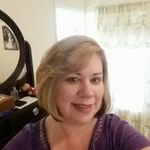 Julie Faller Davidson - @jewelbutton0512 - Instagram