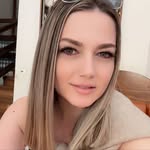 Juliê Ferro - @juliecferro - Instagram