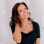 Julie Friday - @juliemarienc - Instagram