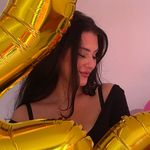 @julie_friday - Instagram