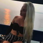 Julie Agar - @juli.ehak - Instagram