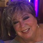 Julie Heiser Stauct - @julieheiserstauct - Instagram
