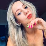 Julie Ibrahim - @julieibrahim82 - Instagram