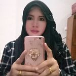 JulieIbrahim84 - @julie.ibrahim - Instagram