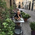 Julie Ingles - @julesatsheds - Instagram
