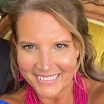 Julie Kale - @julie_kale_travelmation_vacay - Instagram