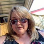 Julie Kuck Mougey - @hotcheermom - Instagram