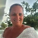 Julie Lakin - Facebook