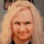 Julie Maple - @julieann.maple - Instagram