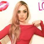 Julie Martz - @ytrdily - Instagram
