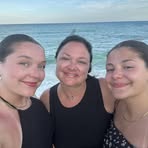 Julie Mathieu - Facebook