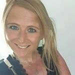 Julie Mattern - @juliemattern - Instagram