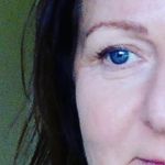 Julie McRae - @julz2.7 - Instagram