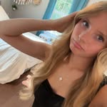 Julie Mount - @juliemount.11 - Instagram