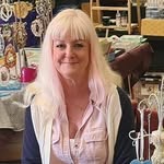 Julie Mountain - @juliemountain1 - Instagram