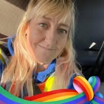 Julie Munro - Facebook
