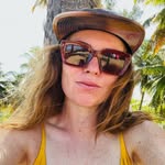Jules Thompson - @julie__patchulie - Instagram