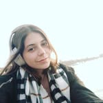 Julie Perrin - @perrin9927 - Instagram