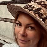 Julie Perrin - @julieperrinls - Instagram