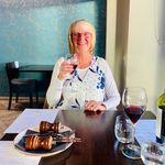 Julie Sheffield - @juliesheffield57 - Instagram