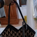 Shella Julie - Facebook