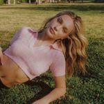 @julie._.sinclair - Instagram