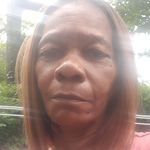 Julie Smiley - @sugarfreee62 - Instagram