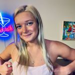 Julie Stankiewicz - @julstank - Instagram