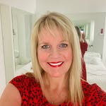 Julie St Clair - @skinfinesseuk - Instagram