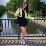 Julie Strange - @julie_strange - Instagram