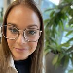 Julie Strange - @julie_strange_ - Instagram