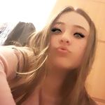 julie taborda - @julietaborda32 - Instagram