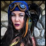 Julie Talbott - @thepeacockroome - Instagram