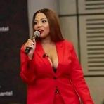 Julie Vicky - Facebook
