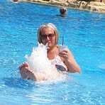 Julie Wright - Facebook