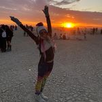 Julie Wright - @jukeboxjulie11 - Instagram