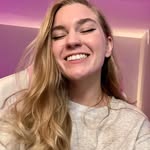 juliethall - @juli_ethall - Instagram