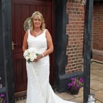 Julie Hampton - @julie.gibbons.773 - Instagram