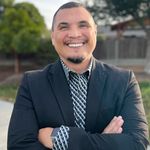 Julio Llamas - @julio.llamas.12 - Instagram