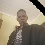 Julius Bett - Facebook