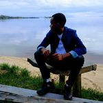 Julius Niwahereza - @juliusbluez - Instagram