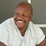 Julius Phillips II - @papajuke - Instagram