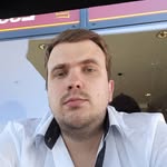 Simon ♂️ - @junelink44 - Instagram