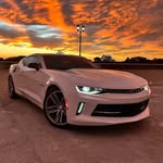 Junior Valencia - @thatwhite3.6 - Instagram