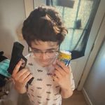 Justin Holton - @pinkydasipper - Instagram