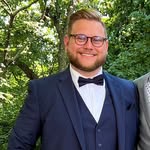 Justin Roth - @justinsellsthemall - Instagram