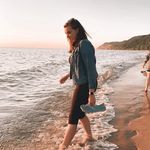 Justine Ash - @justine.e.ash - Instagram